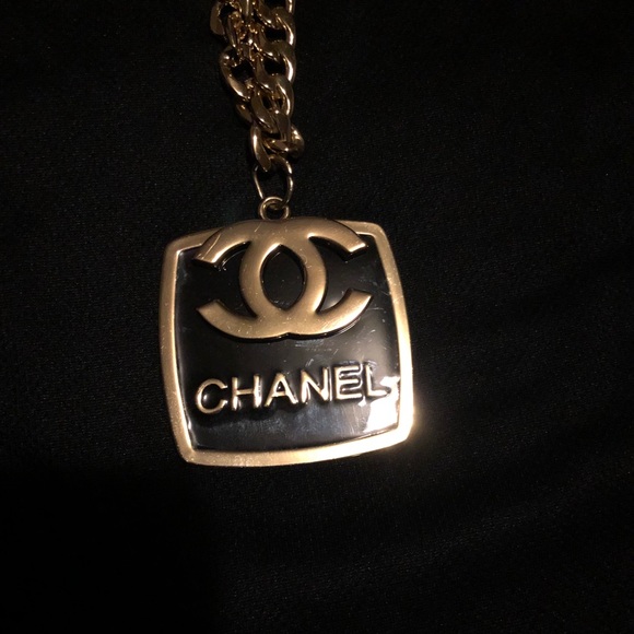 Cuban link Necklace - Picture 2 of 4